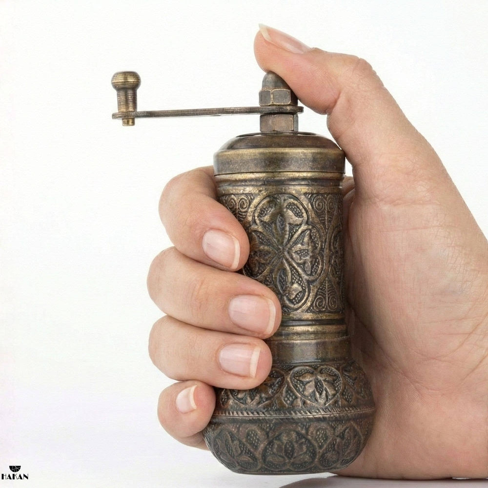 Hakan - Copper Black Pepper Grinder, Refillable Spice Mill, 4.3 in - Copper