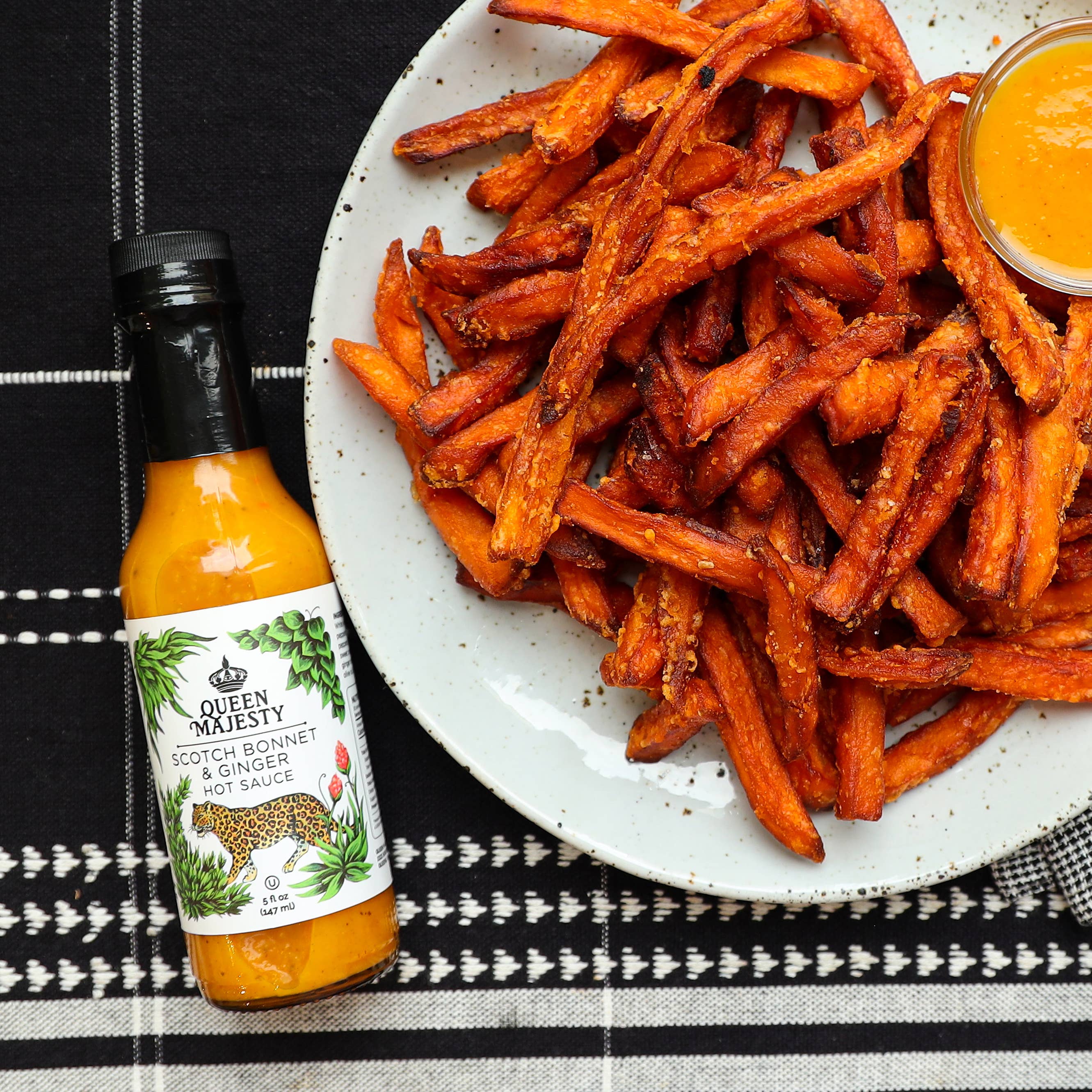Queen Majesty Hot Sauce - Scotch Bonnet & Ginger Hot Sauce - 5oz