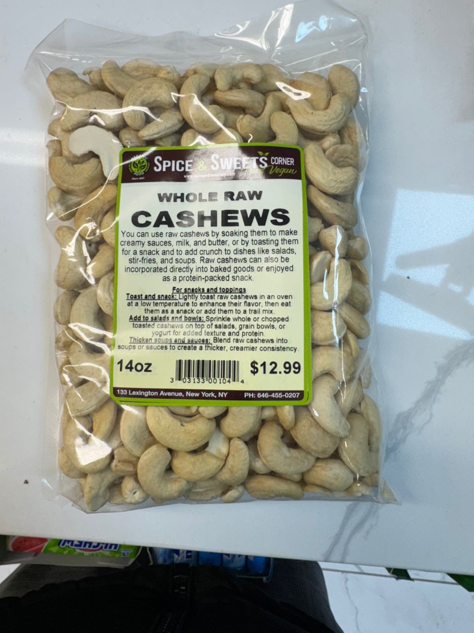 WHOLE RAW  CASHEWS